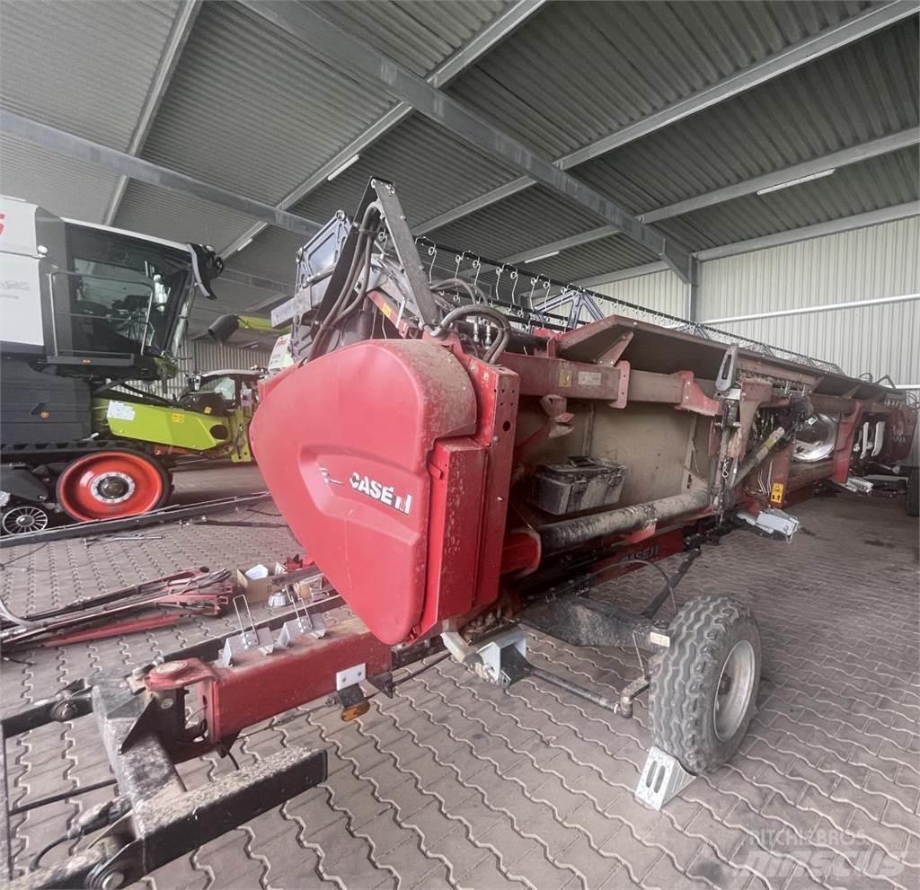 Case IH 8250 ASF Θεριζοαλωνιστικές μηχανές