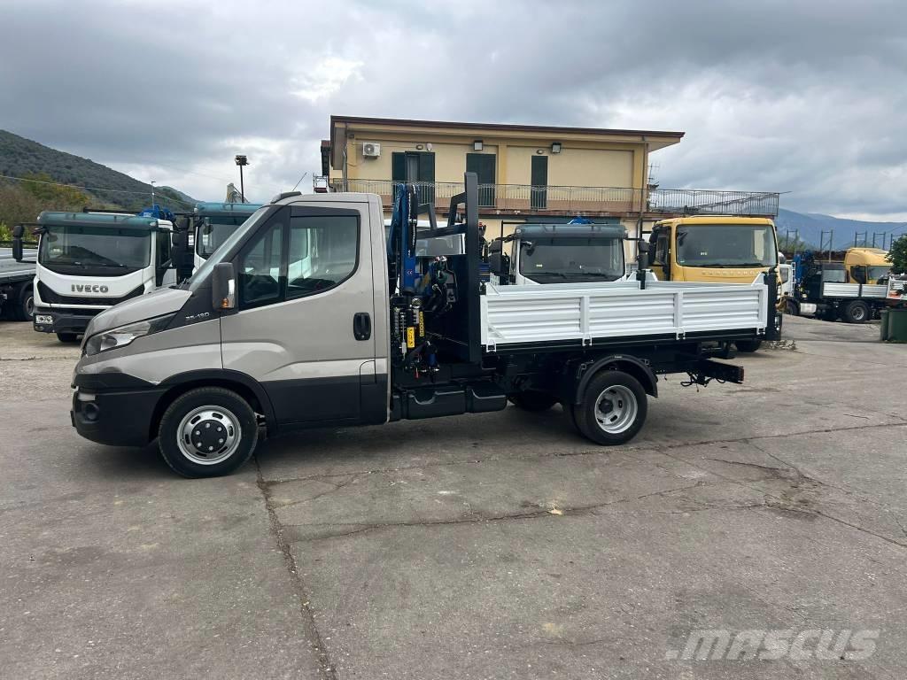 Iveco Daily 35-130 Φορτηγά με Γερανό