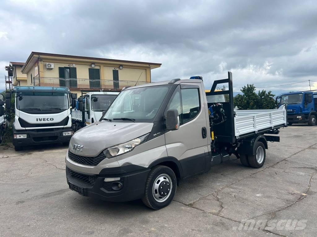 Iveco Daily 35-130 Φορτηγά με Γερανό
