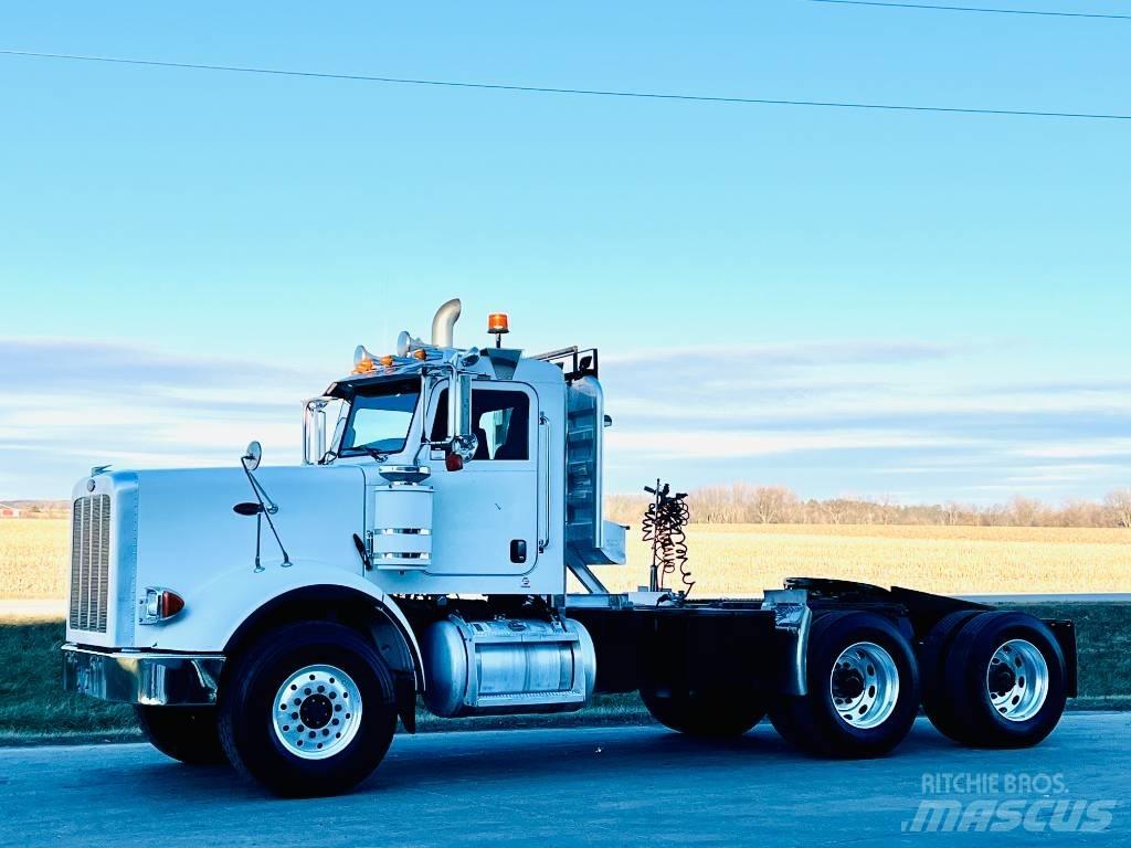 Peterbilt 367 Τράκτορες