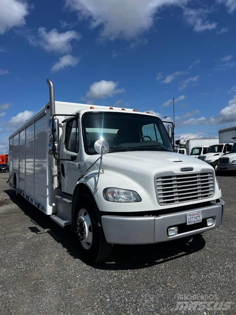 Freightliner M2 106 Φορτηγά μεταφοράς ποτών