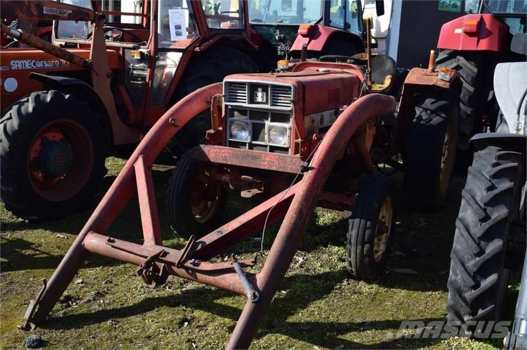 Case IH 383 Τρακτέρ