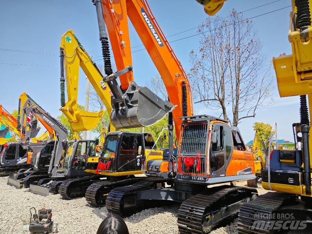 Doosan 225 LC Εκσκαφείς με ερπύστριες