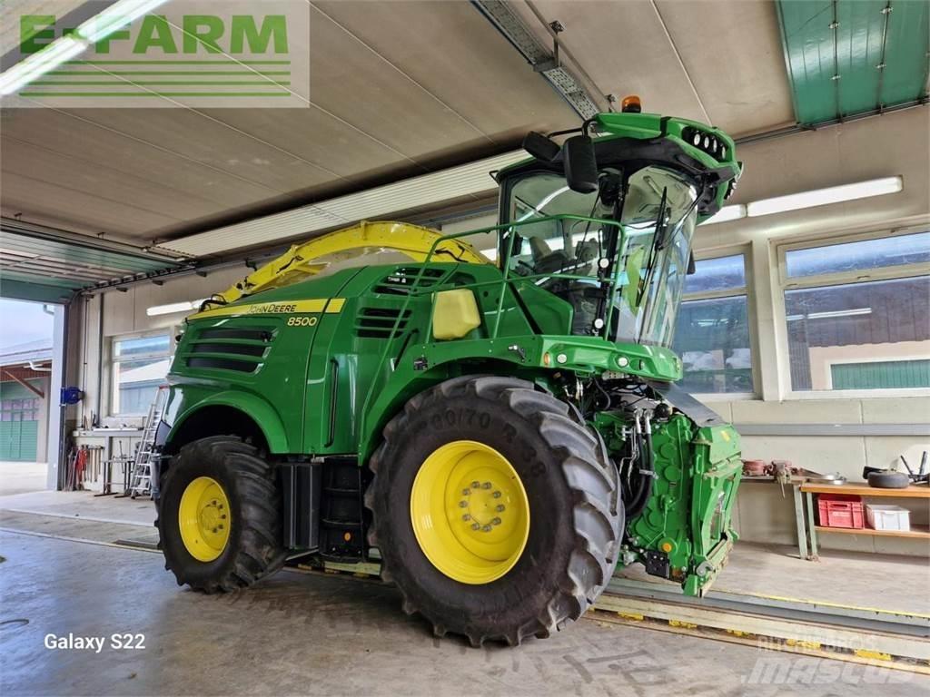 John Deere 8500 Μηχανές χορτονομής