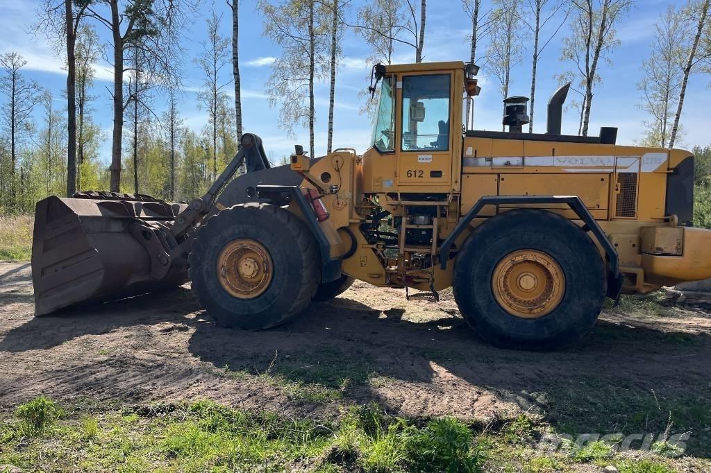 Volvo L 220 Φορτωτές με λάστιχα (Τροχοφόροι)
