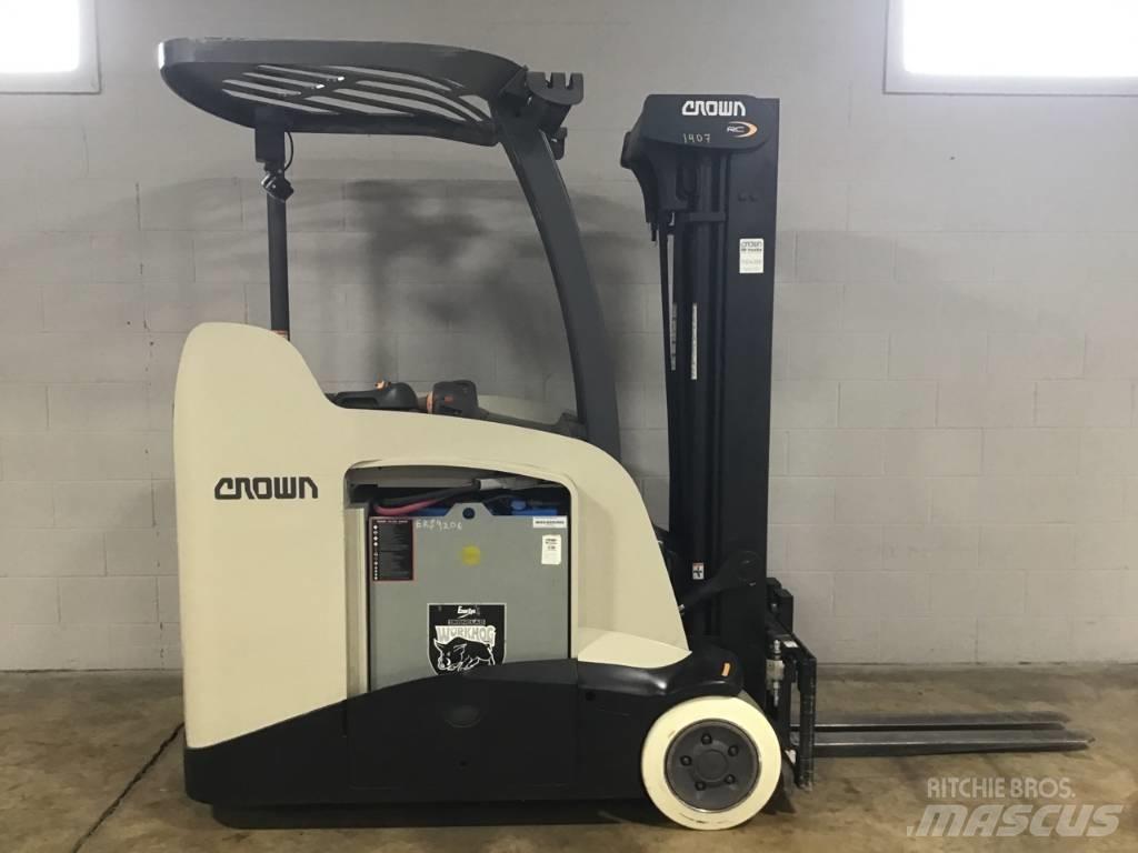 Crown RC5555-40 Ηλεκτρικά παλετοφόρα με ιστό