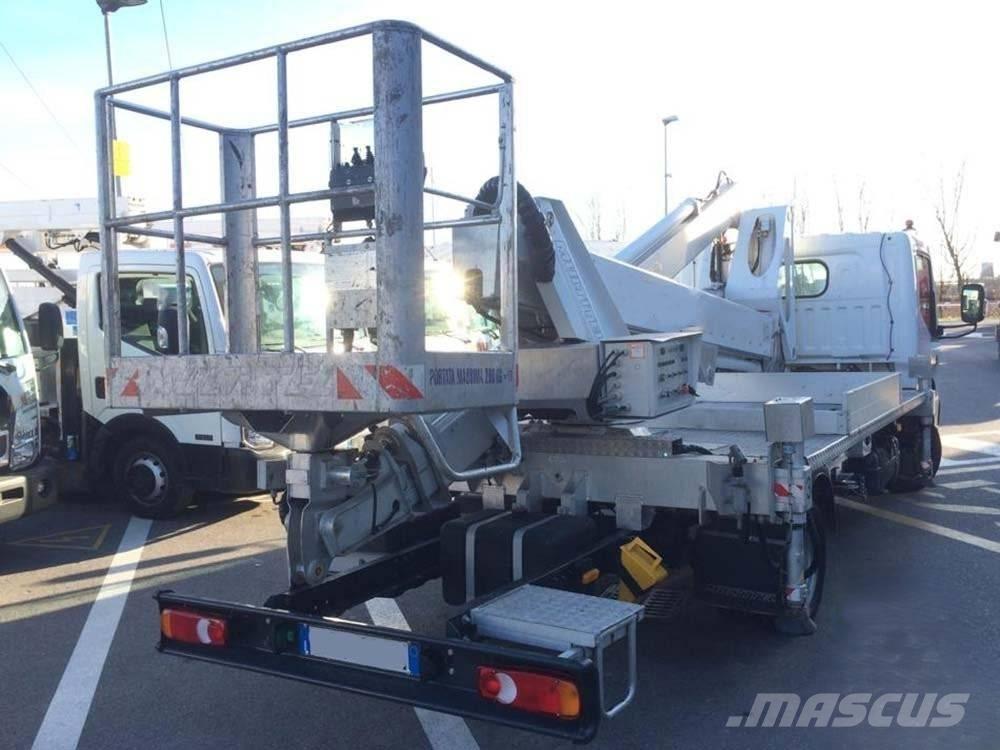 Multitel MX 250 Εναέριες πλατφόρμες τοποθετημένες σε φορτηγό