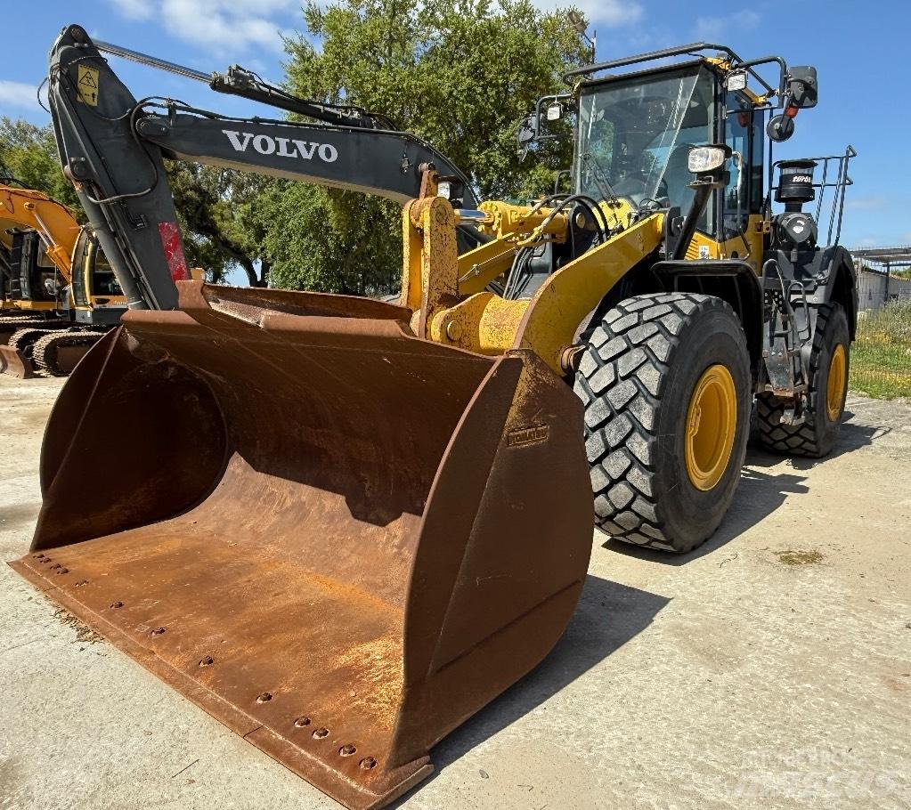 Komatsu WA 380-8 Φορτωτές με λάστιχα (Τροχοφόροι)