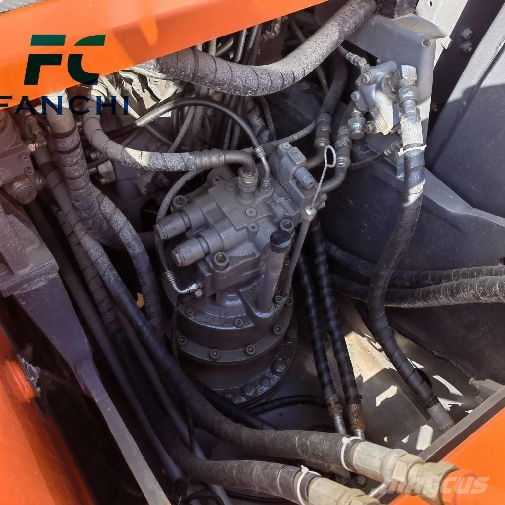 Hitachi ZX 200 Εκσκαφείς με ερπύστριες