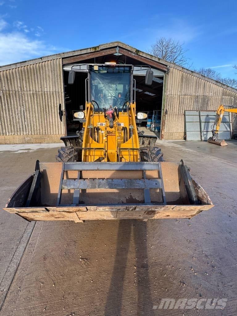 HZM 825 Φορτωτές με λάστιχα (Τροχοφόροι)