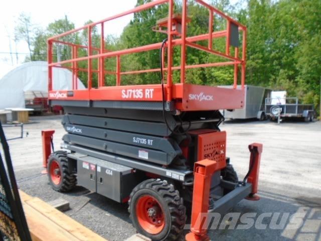 SkyJack SJ 7135 RT Ανυψωτήρες ψαλιδωτής άρθρωσης