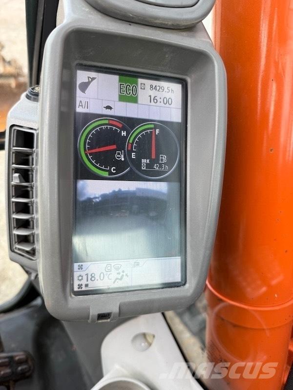 Hitachi ZX 135 US-5B Εκσκαφείς με ερπύστριες