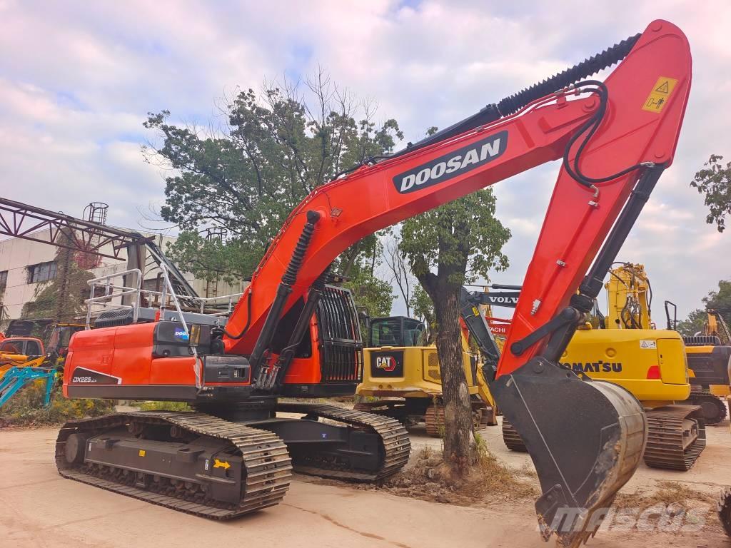 Doosan DX 225LC-9C Εκσκαφείς με ερπύστριες