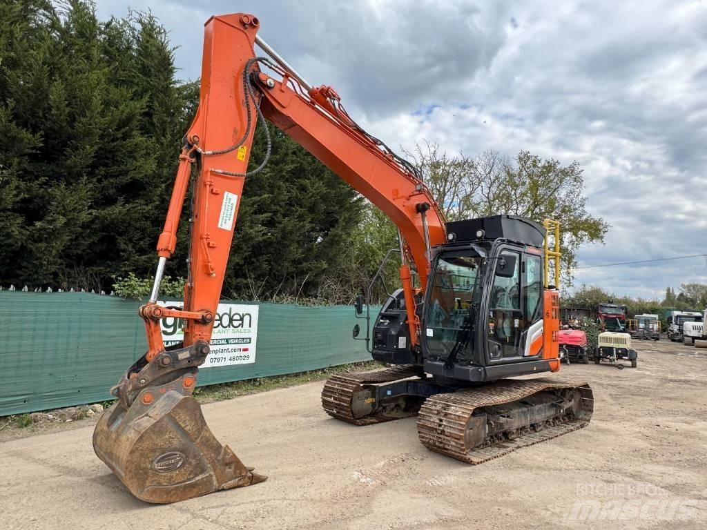 Hitachi ZX135US-7 Εκσκαφείς με ερπύστριες