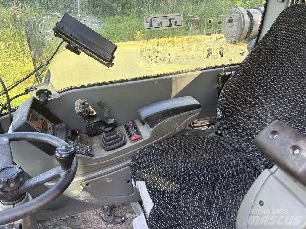 Yanmar B110W Εκσκαφείς με τροχούς - λάστιχα
