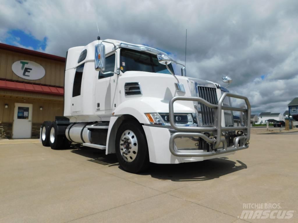Western Star 5700 XE Τράκτορες