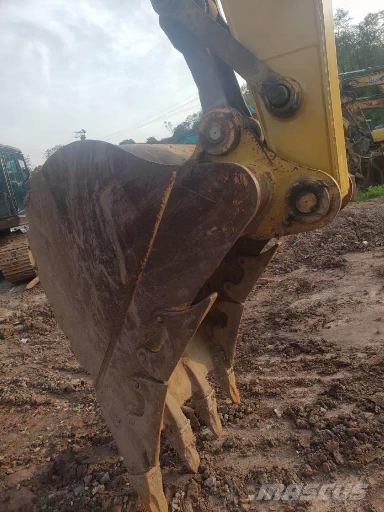 CAT 320 D Εκσκαφείς με ερπύστριες