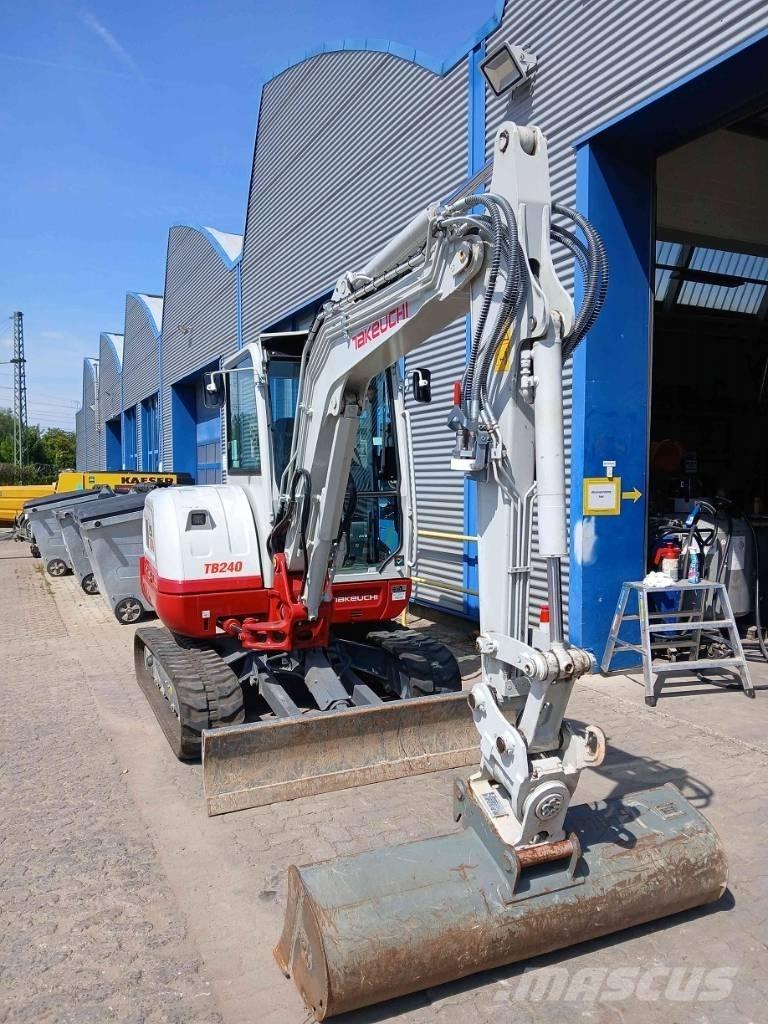 Takeuchi TB 240 DPF Εκσκαφάκι (διαβολάκι) < 7t