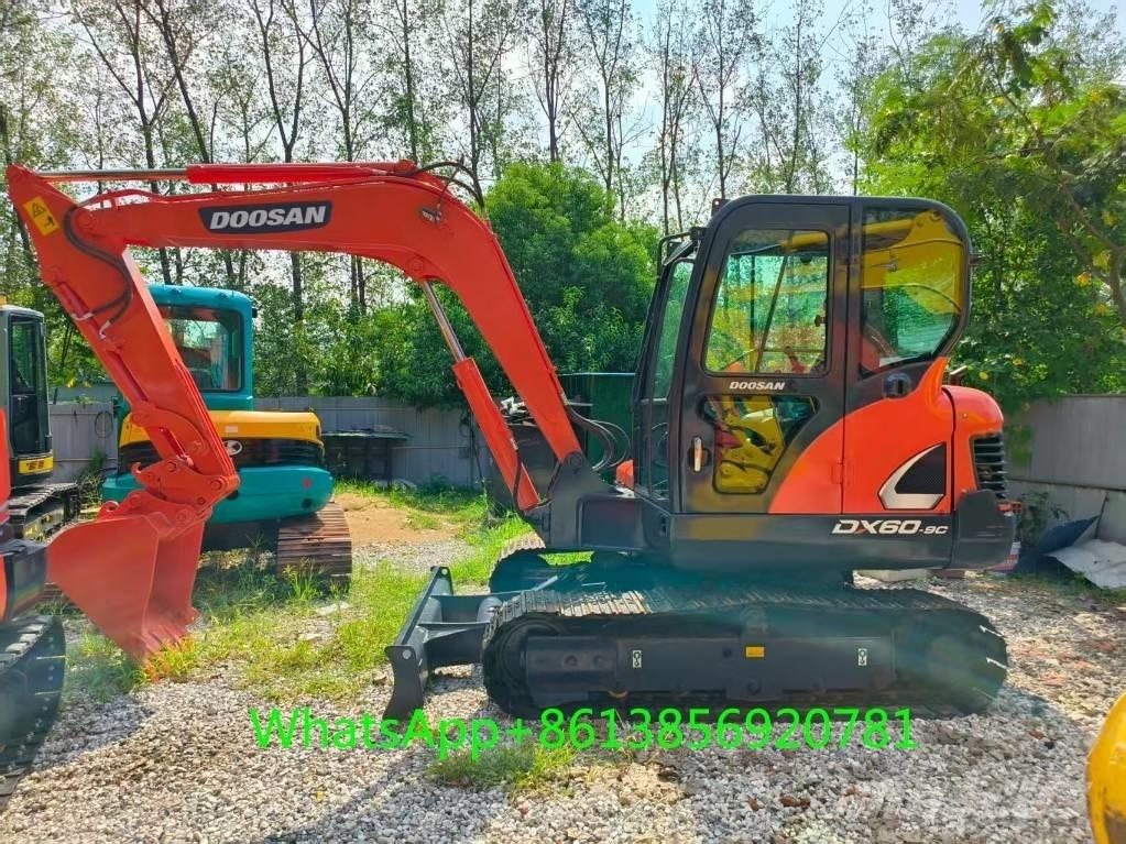 Doosan DX 60 Εκσκαφείς με ερπύστριες