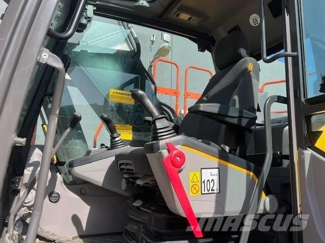 Volvo EC 200 E Εκσκαφείς με ερπύστριες