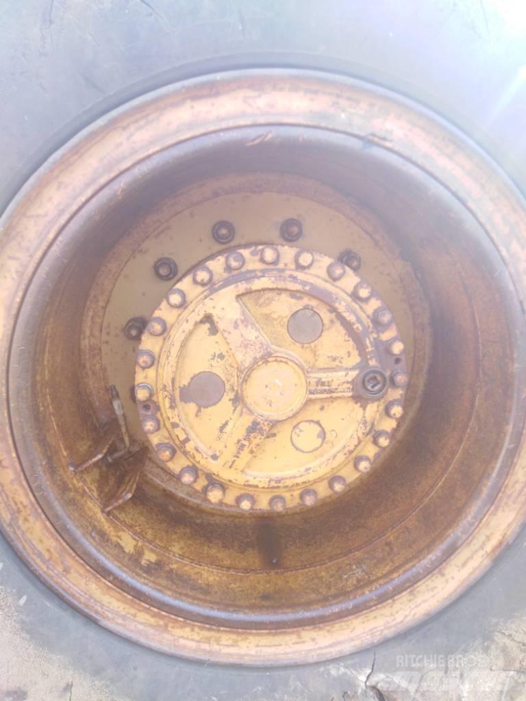  335 Furukawa parts Κινητήρες