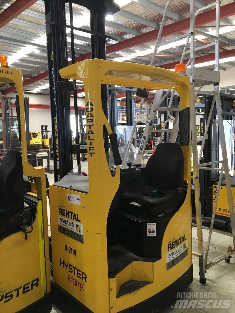 Hyster R1.6 Ανυψωτικά στενών δρόμων