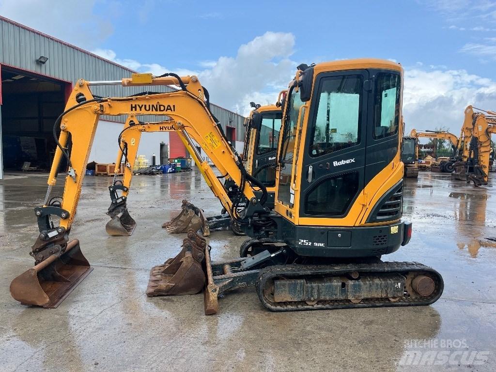 Hyundai R25Z-9 AK Εκσκαφάκι (διαβολάκι) < 7t
