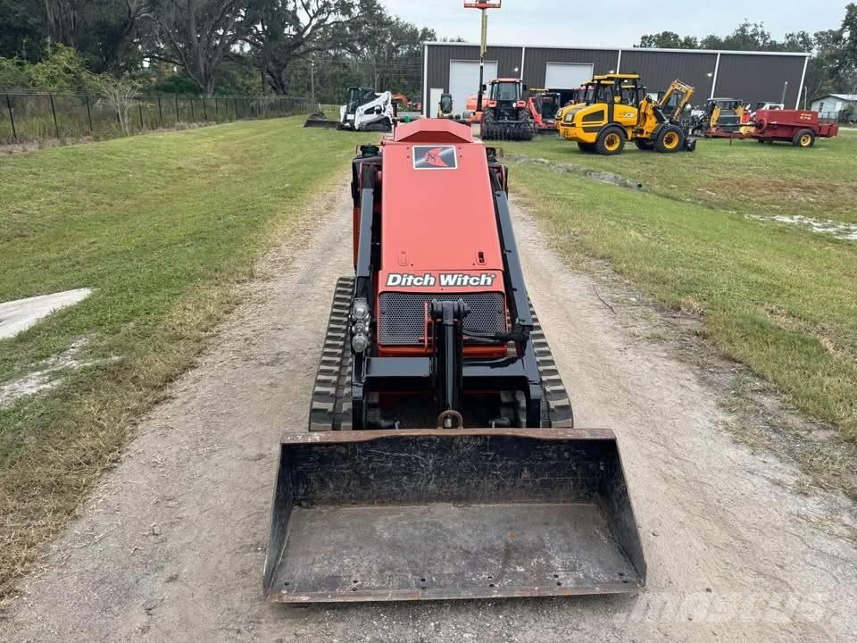 Ditch Witch SK 800 Φορτωτάκια