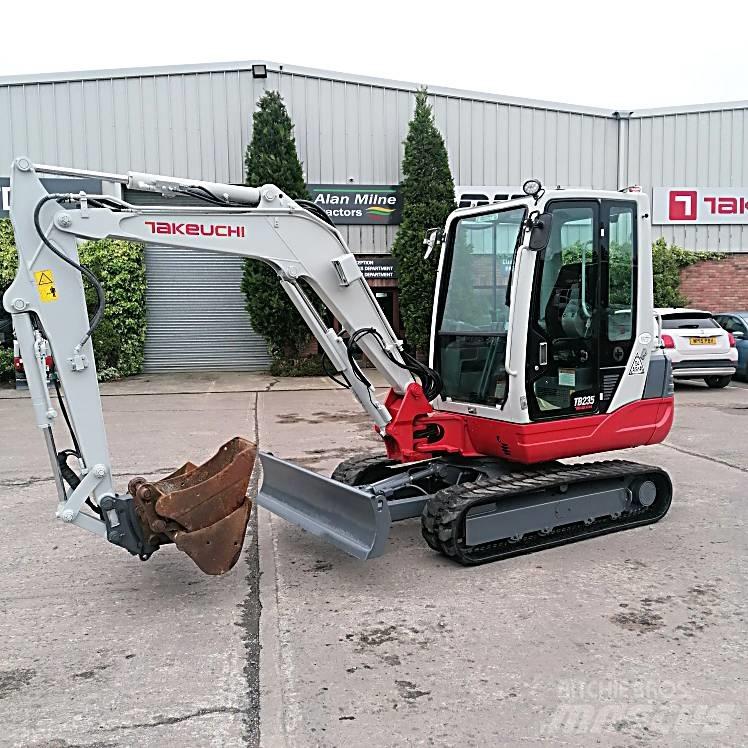 Takeuchi TB235 Εκσκαφάκι (διαβολάκι) < 7t