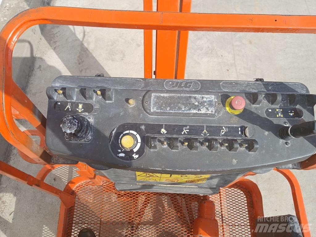 JLG E 300 AJ Ανυψωτήρες με αρθρωτό βραχίονα