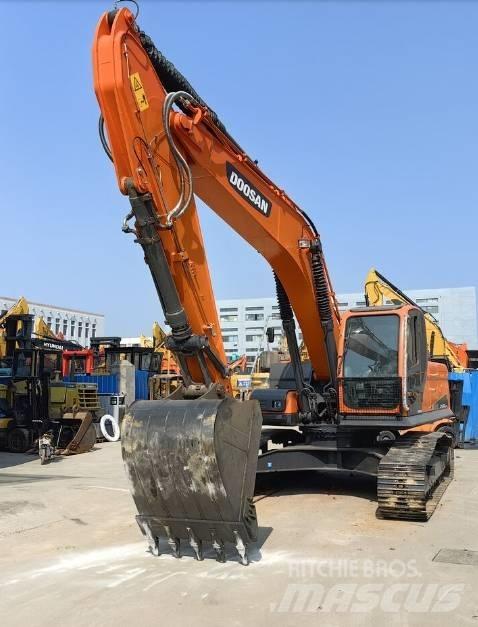 Doosan DX300 Εκσκαφείς με ερπύστριες