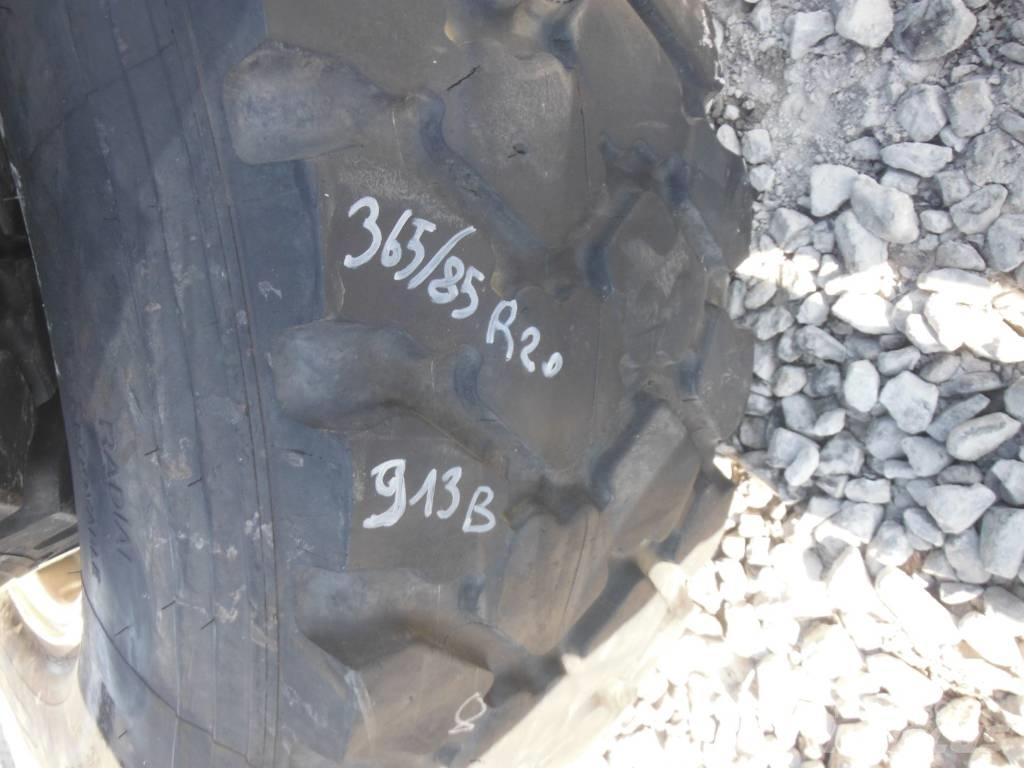 Michelin 365/85R20 Ελαστικά και ζάντες