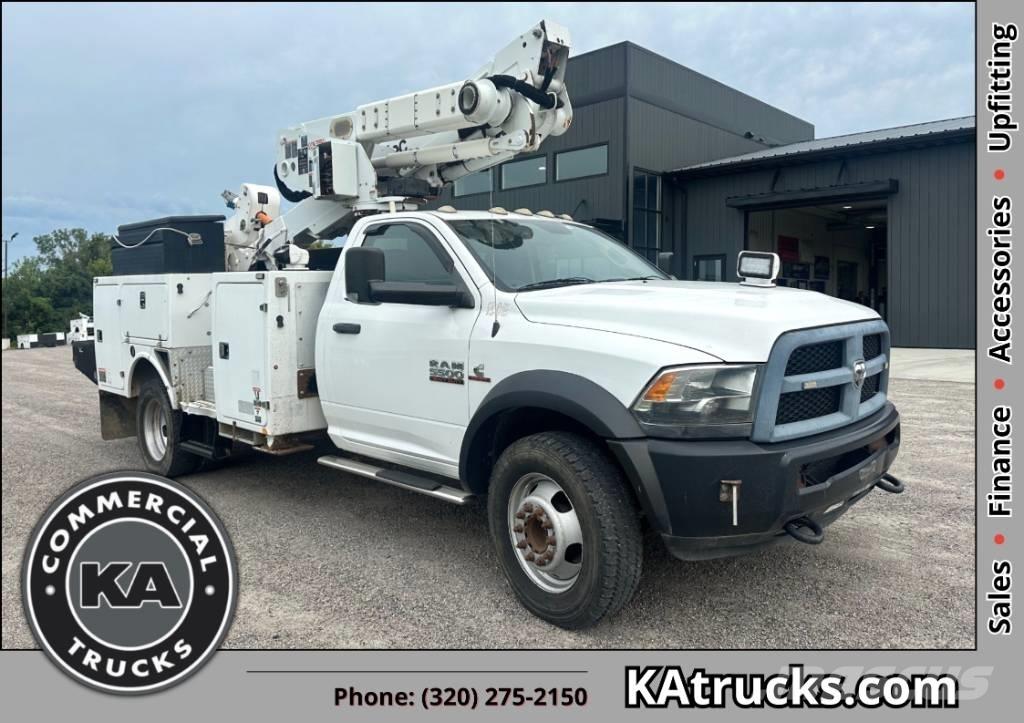 RAM 5500 TRADESMAN Εναέριες πλατφόρμες τοποθετημένες σε φορτηγό