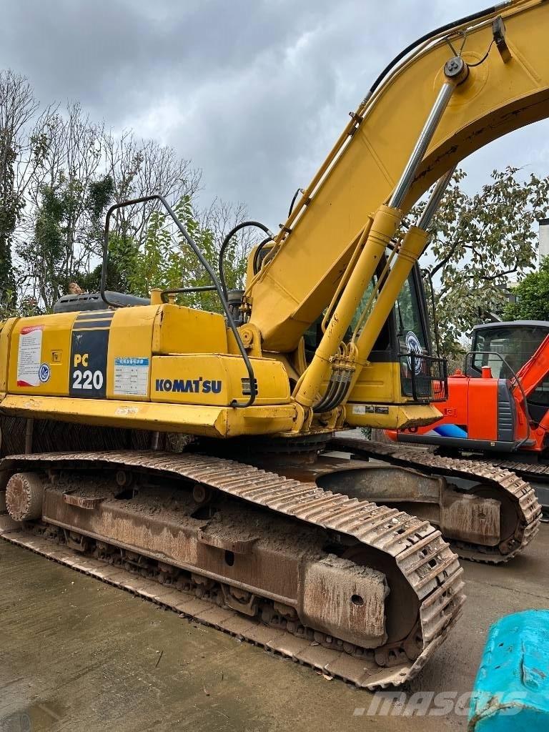 Komatsu PC 220-8 Εκσκαφείς με ερπύστριες