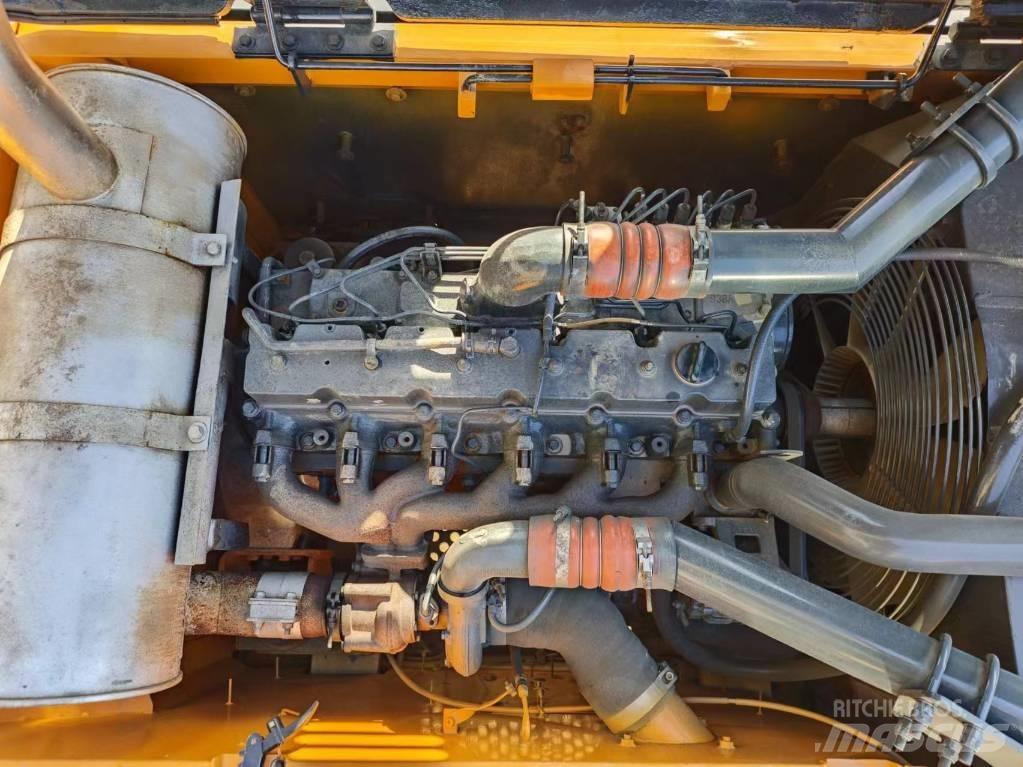 Hyundai 330LC-9S Εκσκαφείς με ερπύστριες