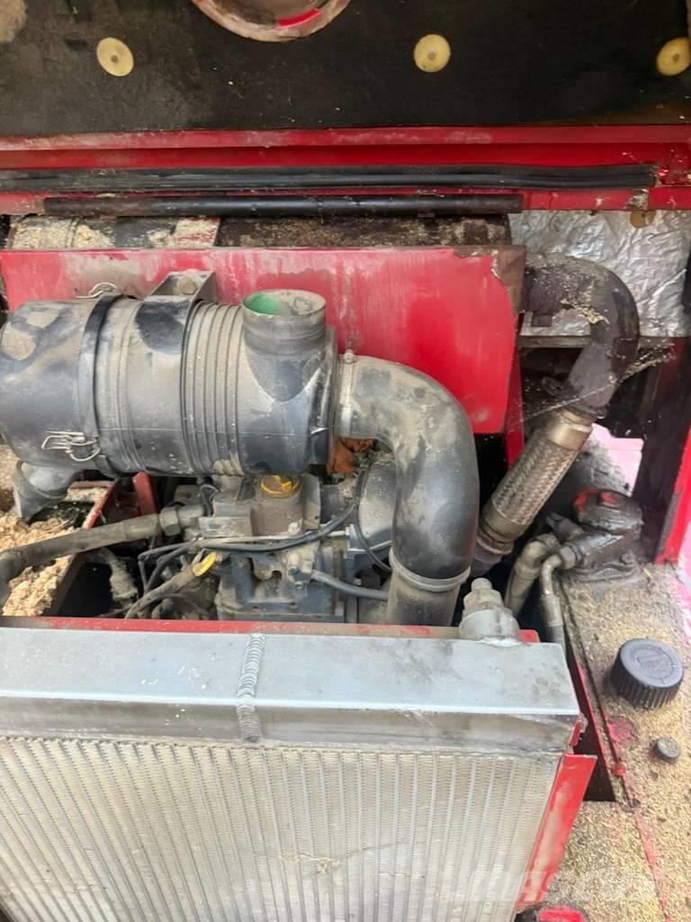 Weidemann 3006 Κινητήρες