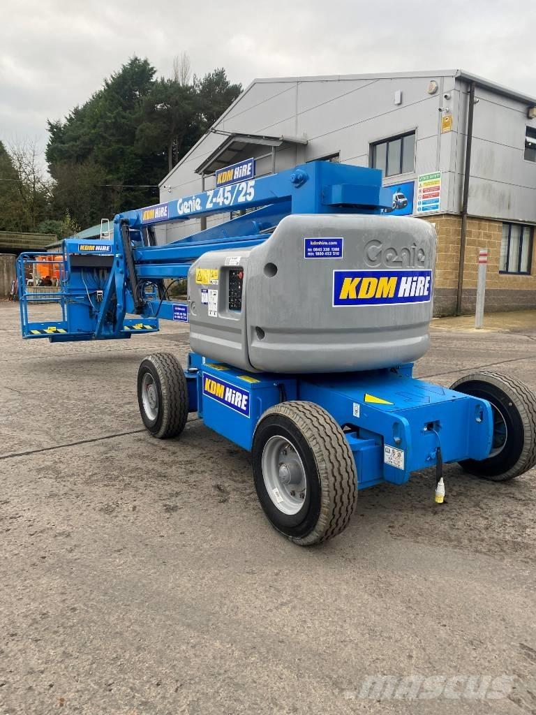 Genie Z 45/25 J Ανυψωτήρες με αρθρωτό βραχίονα