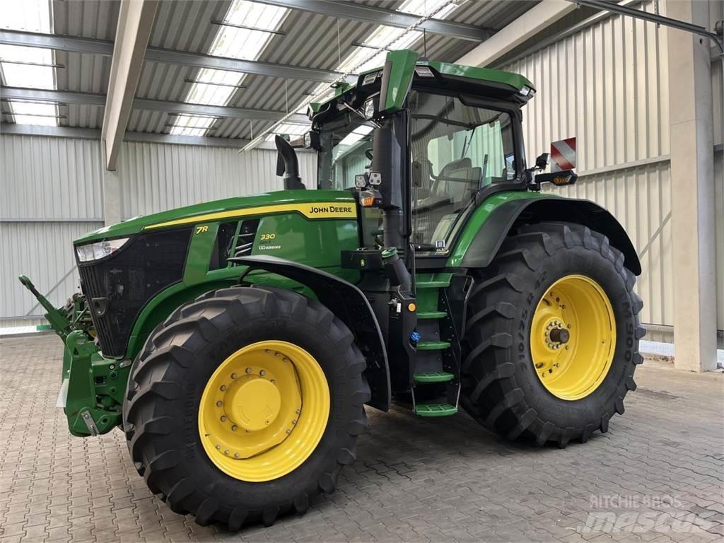 John Deere 7R 330 Τρακτέρ
