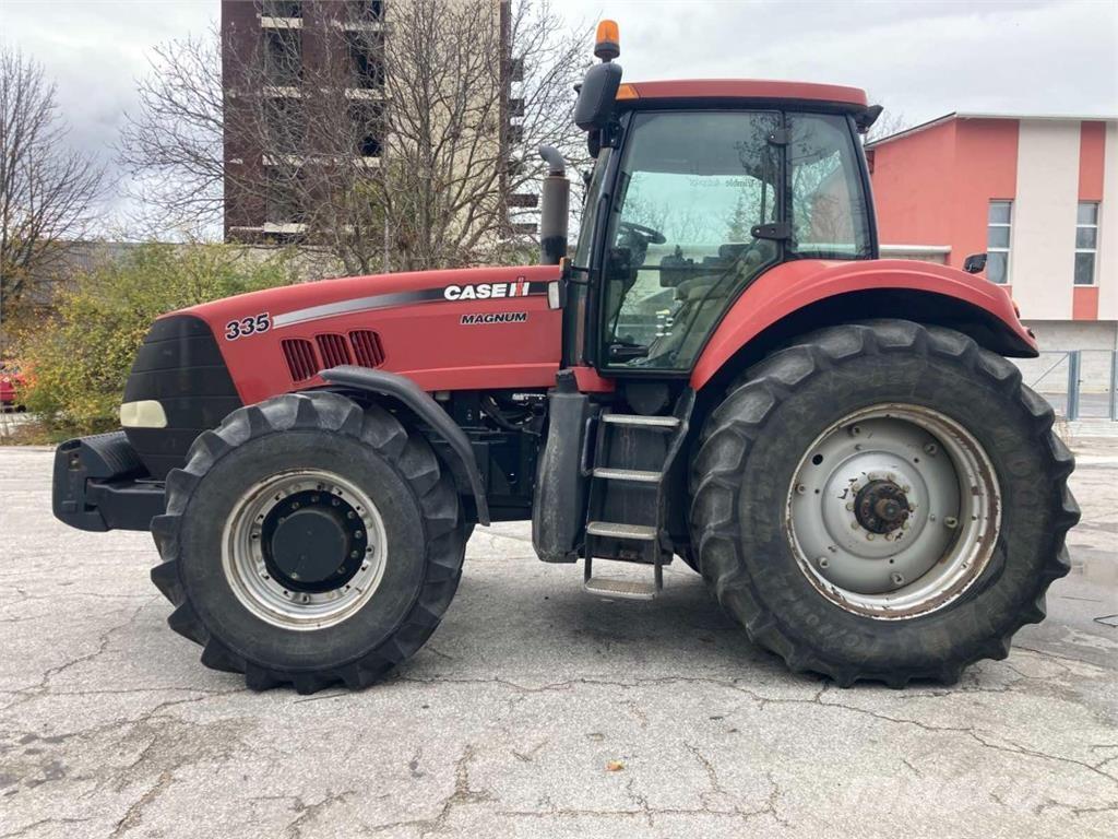 Case IH magnum 335 Τρακτέρ