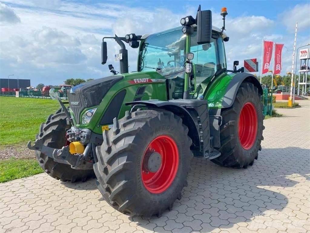 Fendt 724 PROFI+ Τρακτέρ