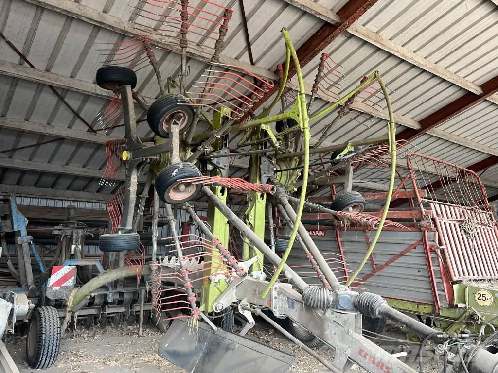 CLAAS Liner 2700 Αναμοχλευτήρες