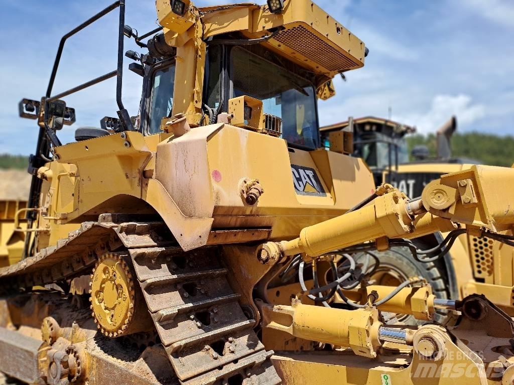 CAT D 8 T Μπουλντόζες με ερπύστριες