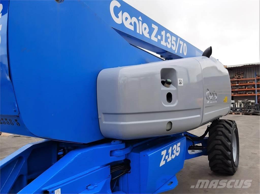 Genie Z135 70 Ανυψωτήρες με αρθρωτό βραχίονα