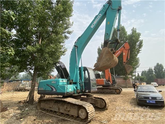 Kobelco SK200-8 Εκσκαφείς με ερπύστριες