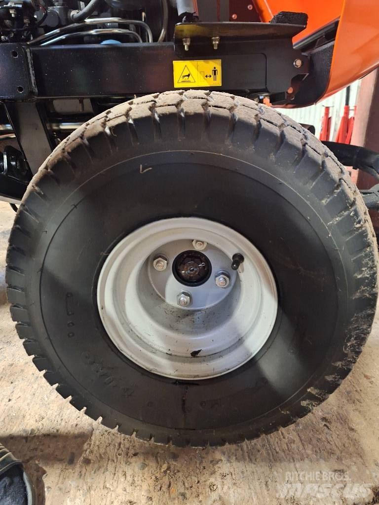 Jacobsen LF570 Χορτοκοπτικά διαύλων