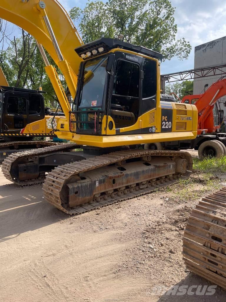 Komatsu PC 220-8 Εκσκαφείς με ερπύστριες