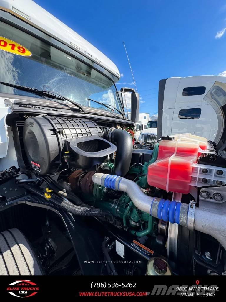 Volvo Commercial VNL Τράκτορες