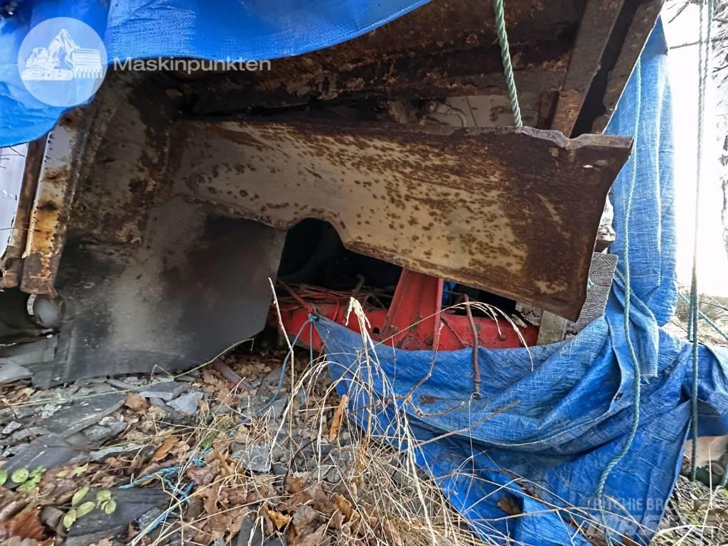 Scania T 141 Φορτηγά μεταφοράς δασικών μηχανημάτων