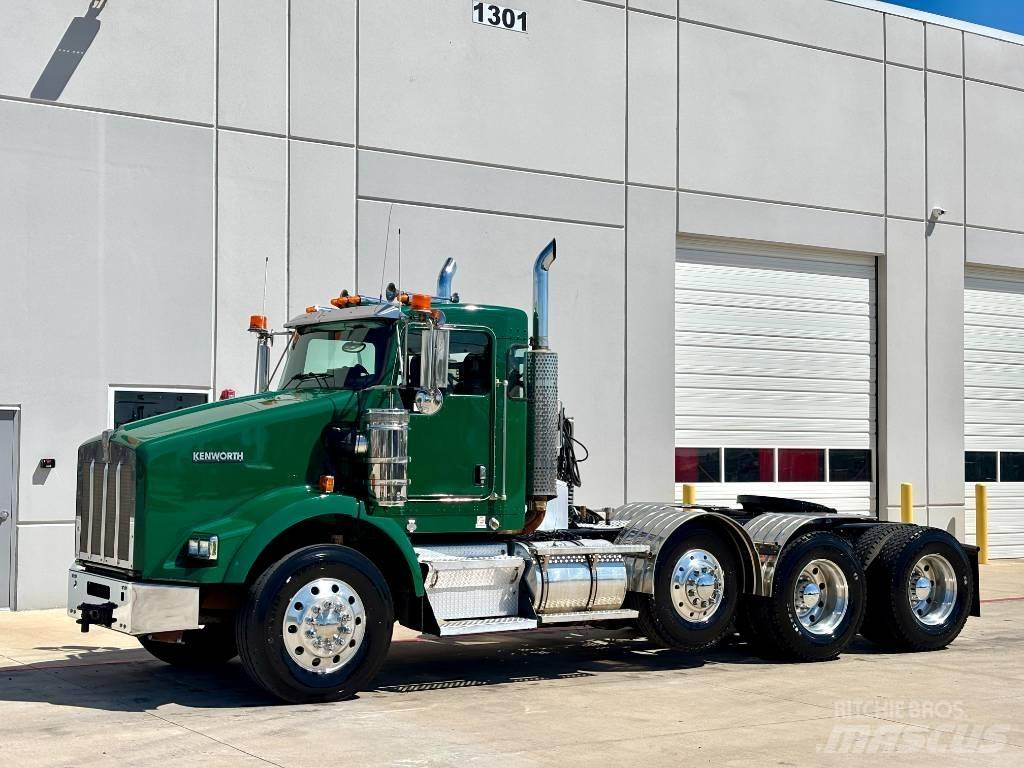 Kenworth T 800 Τράκτορες