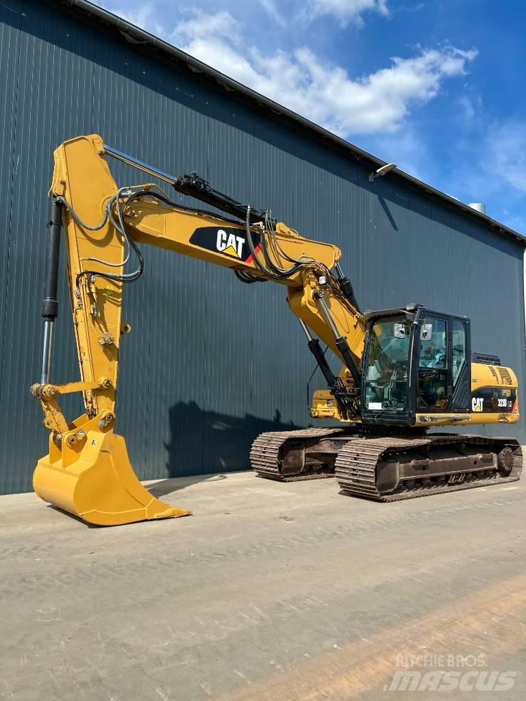 CAT 323D LN VA Εκσκαφείς με ερπύστριες